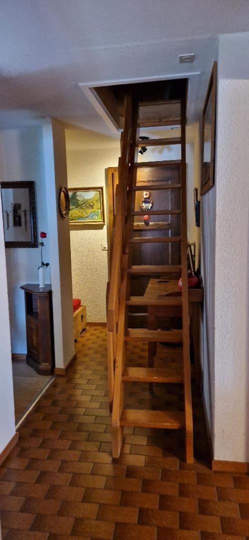 Appartement, Vue Sur Le *